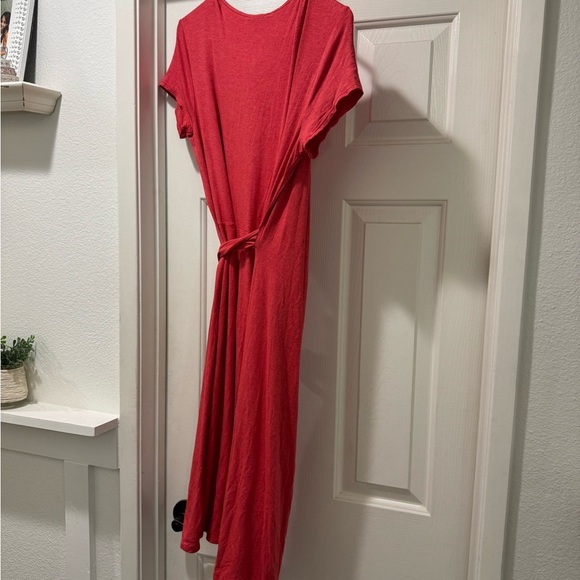 Max Studio salmon color Wrap Midi Dress V-Neck Tie Front - Picture 4 of 4